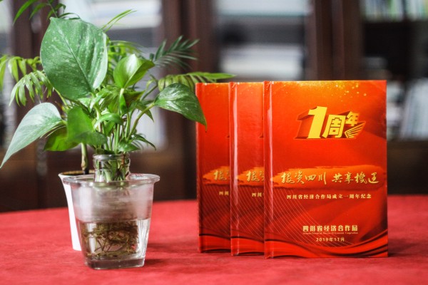 這樣的設計光盤精裝盒生產(chǎn)印刷制作廠家才是良心公司！