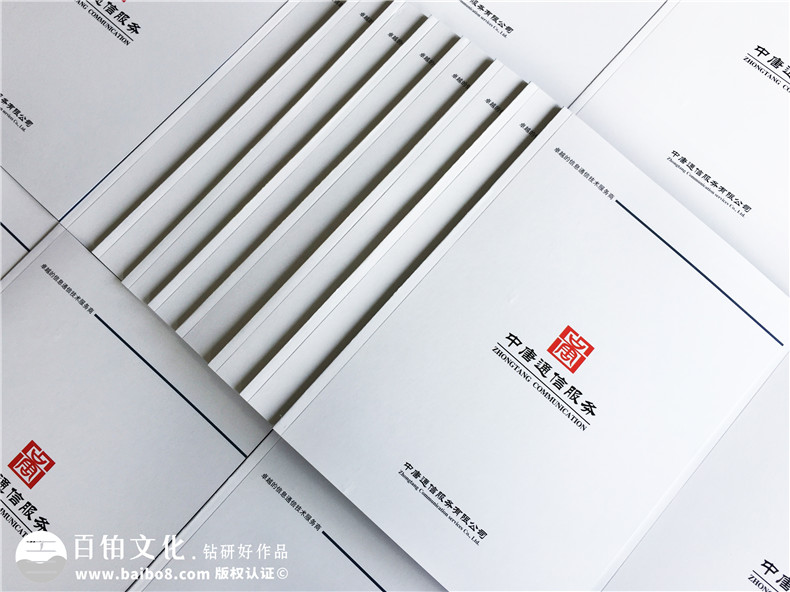 專業(yè)的相冊制作廠家為你制作畢業(yè)相冊和聚會相冊的優(yōu)勢第1張-宣傳畫冊,紀(jì)念冊設(shè)計(jì)制作-價(jià)格費(fèi)用,文案模板,印刷裝訂,尺寸大小