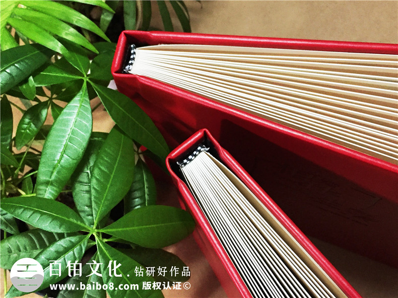 結(jié)婚紀(jì)念品送什么好 結(jié)婚周年紀(jì)念冊(cè)設(shè)計(jì)只為記憶人生美好！第2張-宣傳畫(huà)冊(cè),紀(jì)念冊(cè)設(shè)計(jì)制作-價(jià)格費(fèi)用,文案模板,印刷裝訂,尺寸大小
