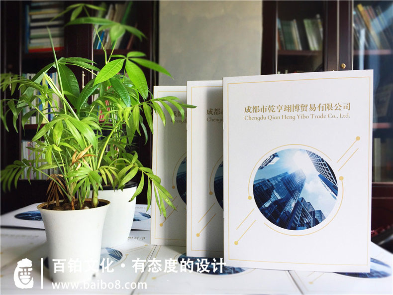 服裝畫冊封面設(shè)計(jì)的內(nèi)容